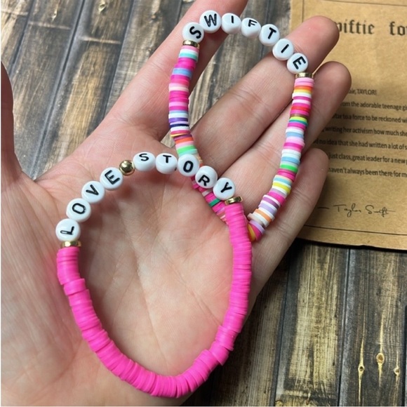 5for$10 Taylor Swift Love Story Inspired Swiftie Forever Bracelets 5Pc Bead NWT - Picture 3 of 5
